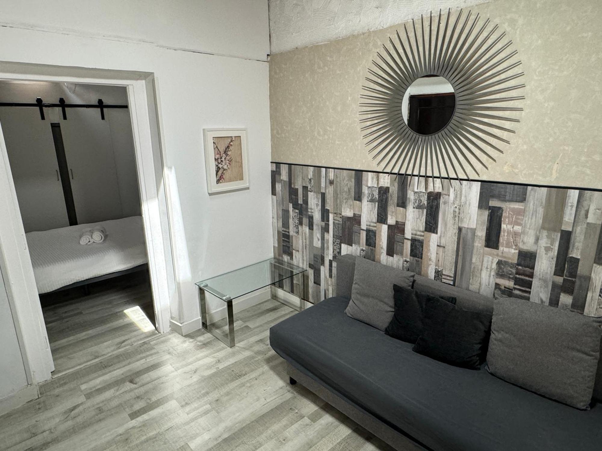 Apartamentos Day Madrid Gran Via Centro Sol Malasana エクステリア 写真