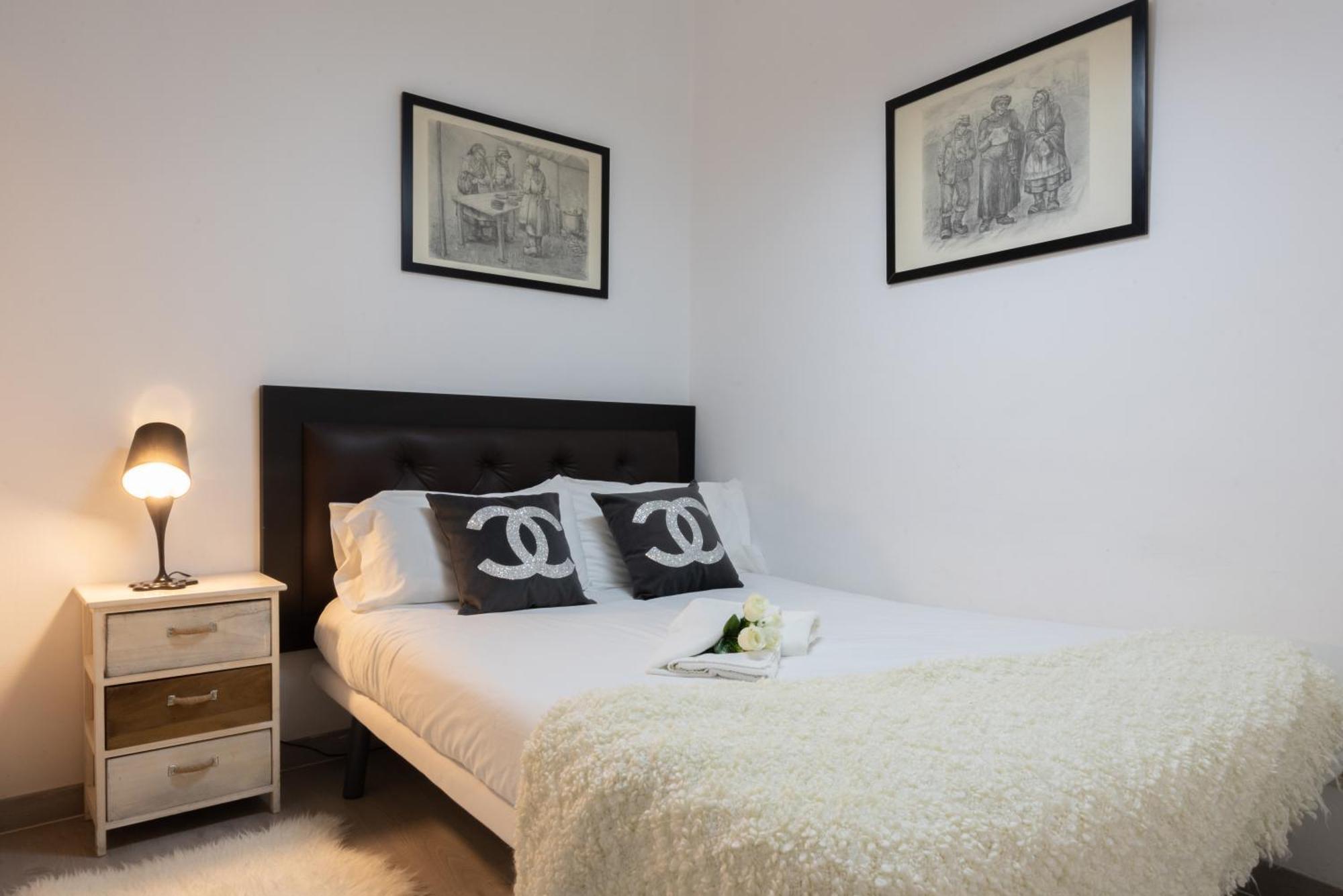 Apartamentos Day Madrid Gran Via Centro Sol Malasana エクステリア 写真