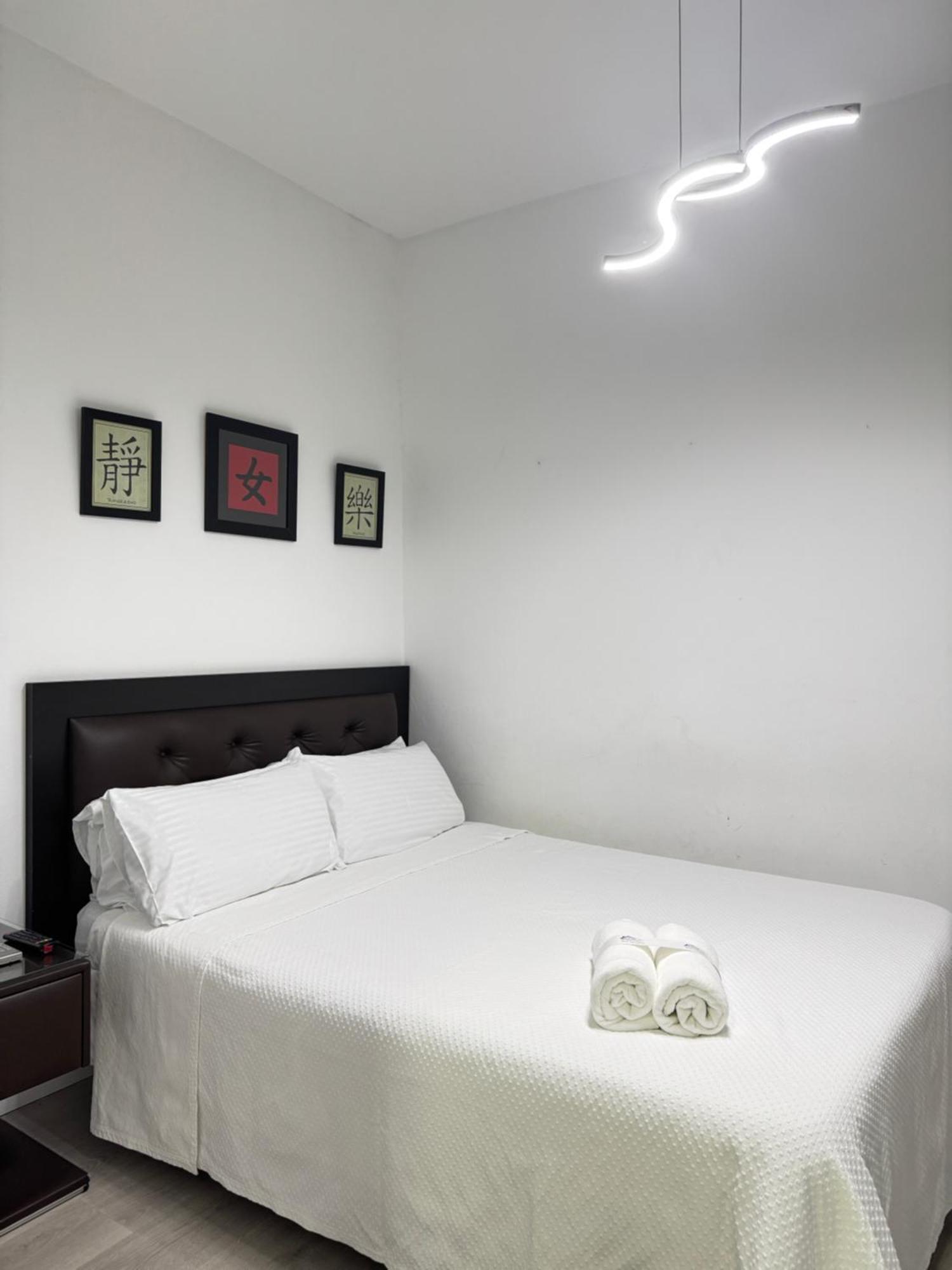 Apartamentos Day Madrid Gran Via Centro Sol Malasana エクステリア 写真