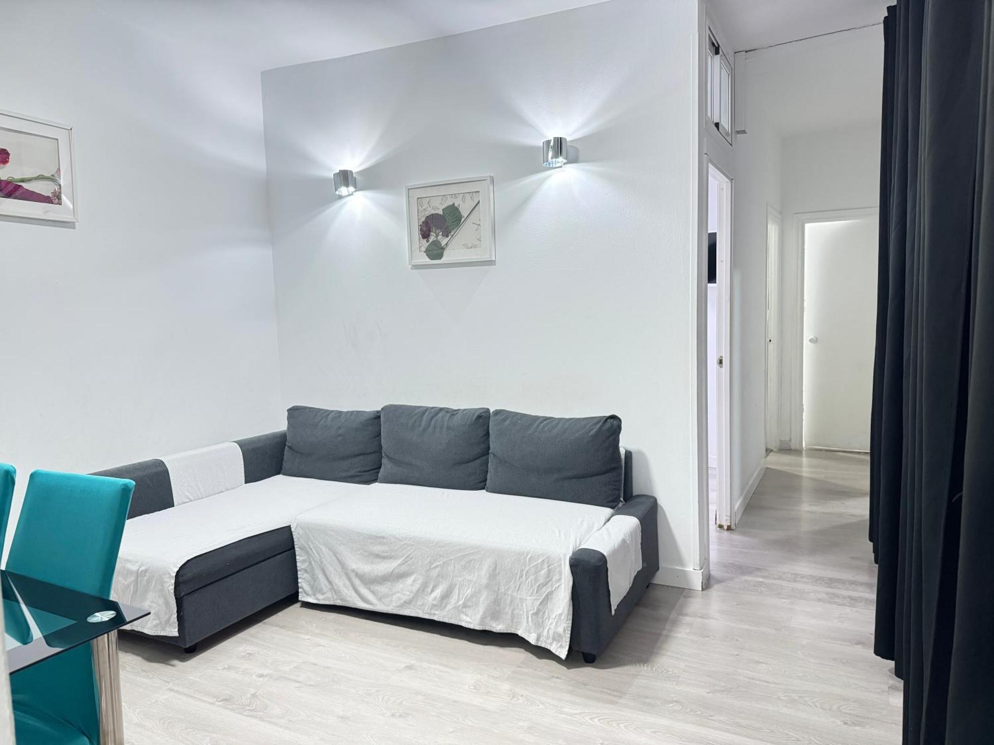 Apartamentos Day Madrid Gran Via Centro Sol Malasana エクステリア 写真
